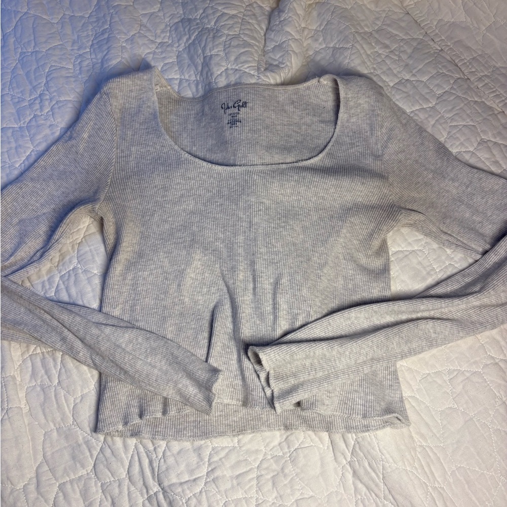 Brandy Melville Light Gray Crop Top